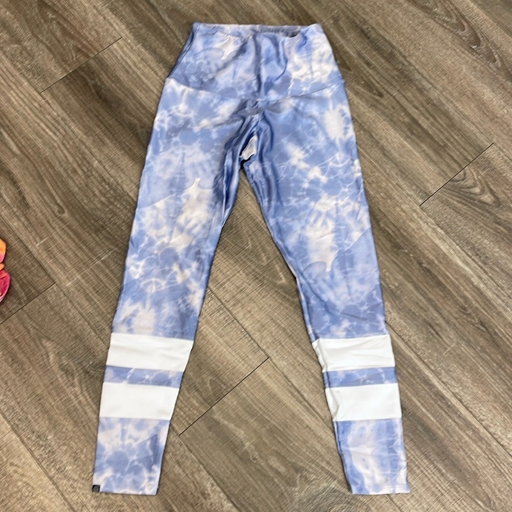 Onzie Flow Print Yoga Leggings size xs